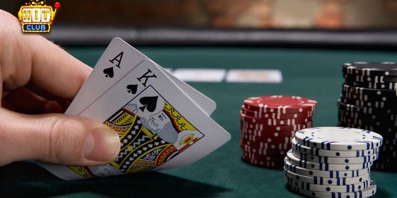 Các vòng cá cược có tại tựa game Poker ở cổng game Hit Club